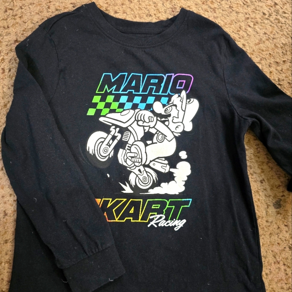 Boys long sleeve size 8